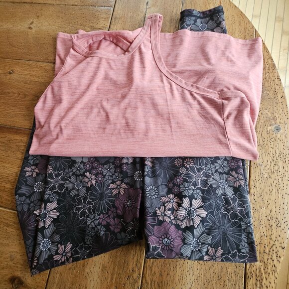 DHARMA BUMS LEGGINGS/OLD NAVY TANK - Picture 5 of 9